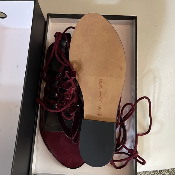 BRAND NEW: Rebecca Minkoff Gladiator Sandals - Size 6 - Picture 2 of 3
